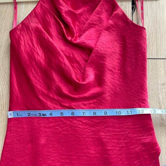 Chi chi London Chrysta halter neck hammered satin gown - Picture 10 of 15